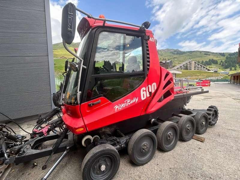 [Other] PISTENBULLY 600