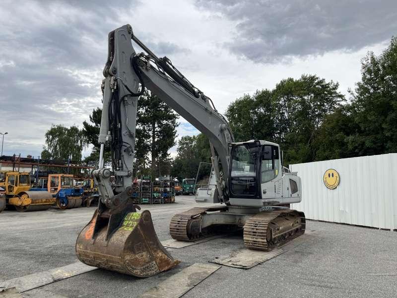 Liebherr R922LC