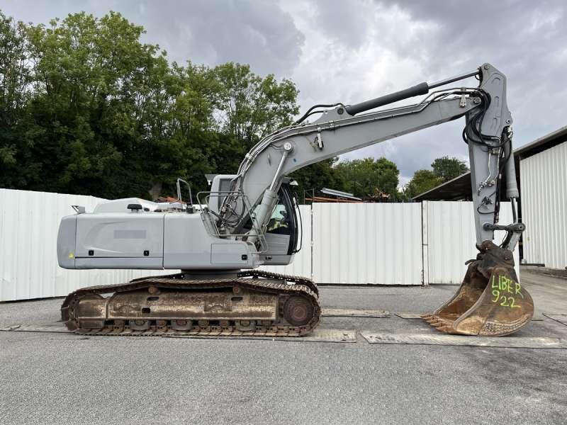 Liebherr R922LC