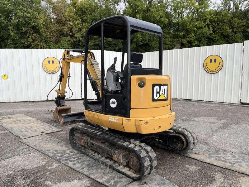CAT 302.7DCR