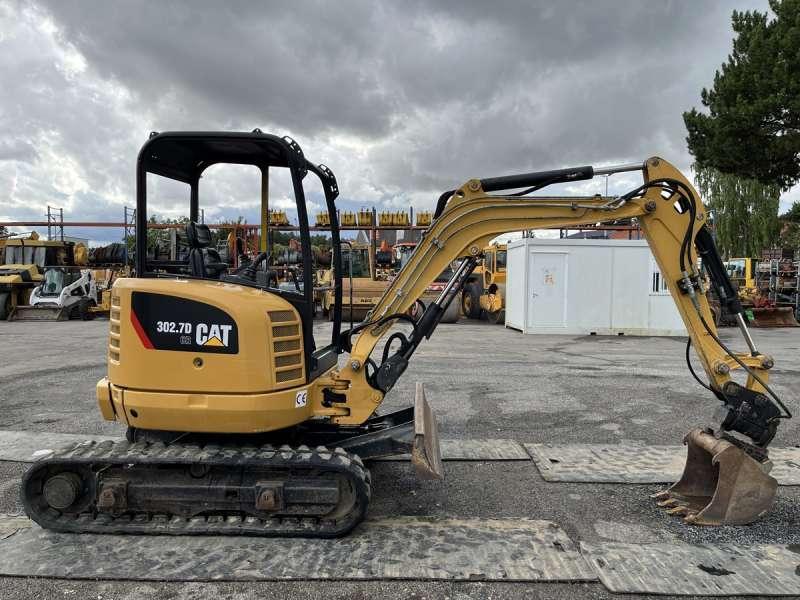 CAT 302.7DCR