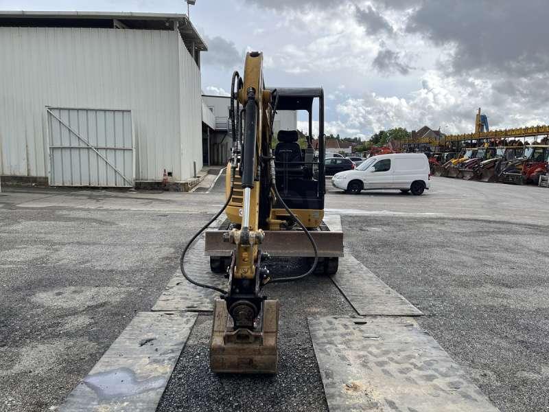 CAT 302.7DCR