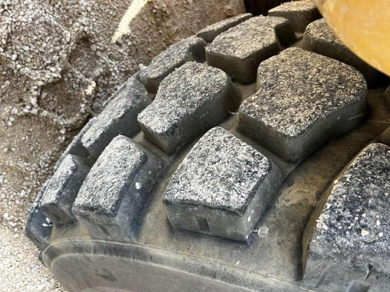CAT 740GC