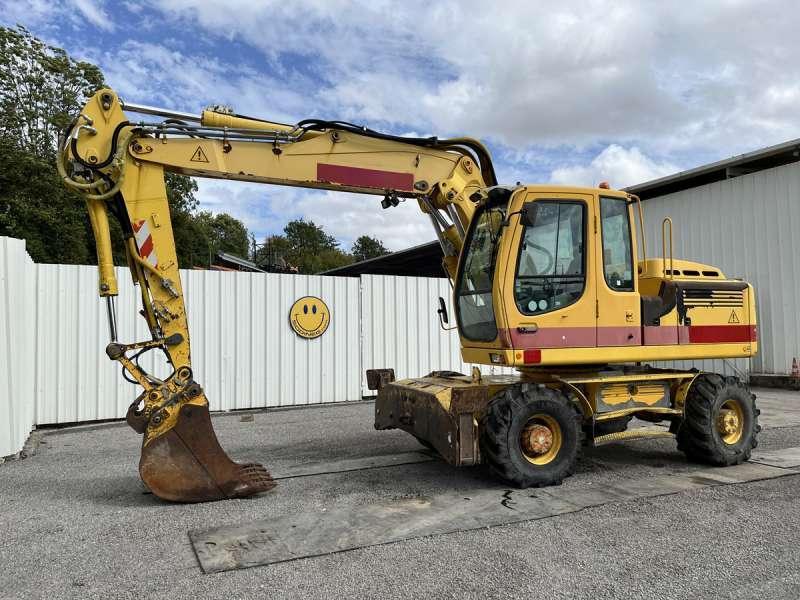 Liebherr A900C Litronic