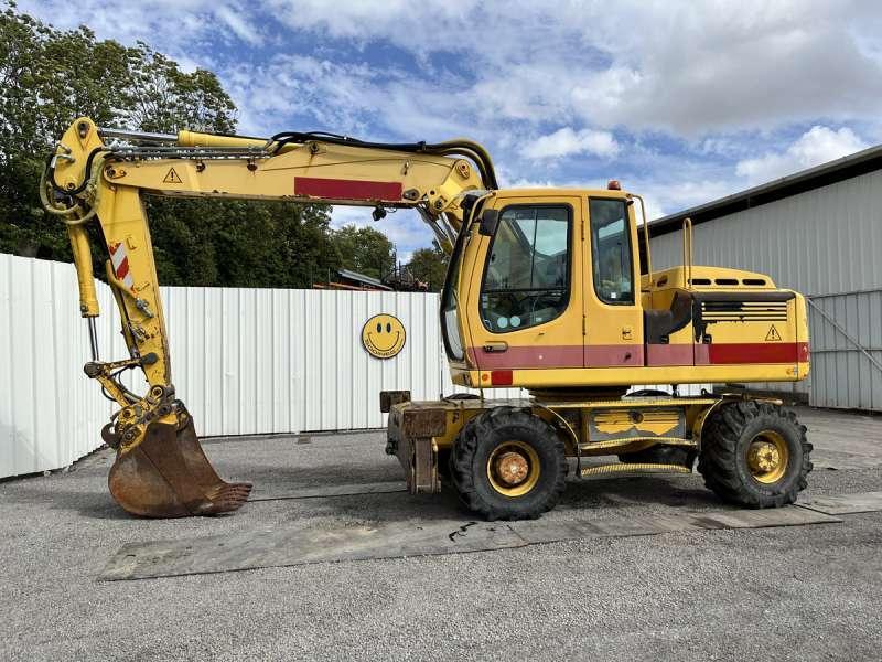 Liebherr A900C Litronic