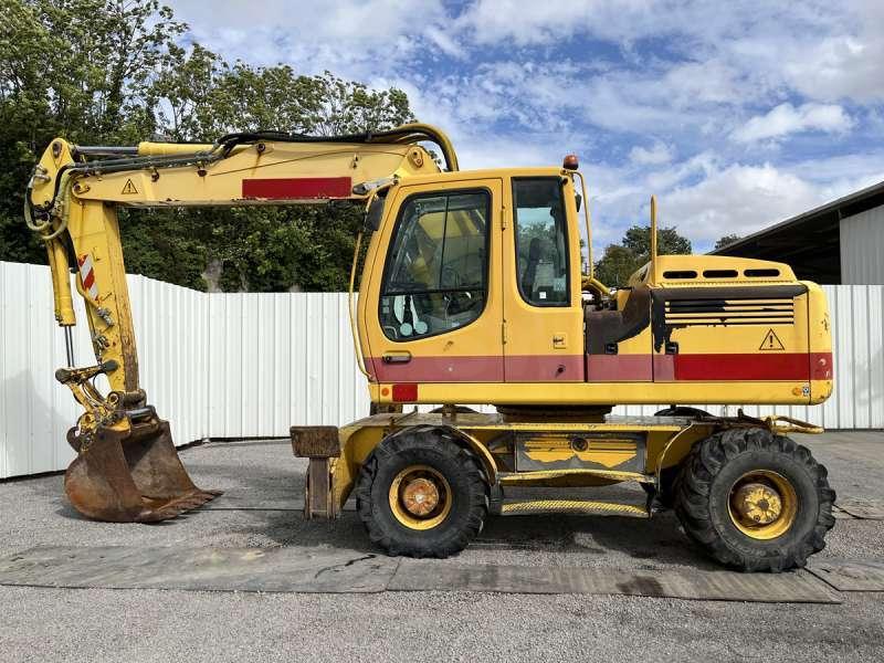 Liebherr A900C Litronic