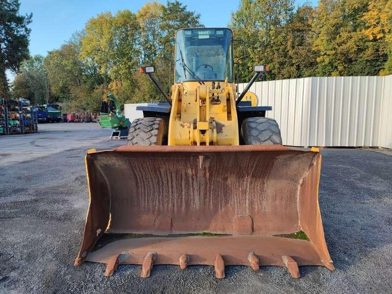 Komatsu WA270-3