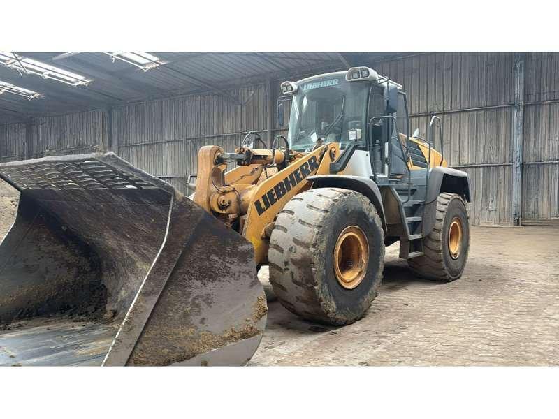 Liebherr L576