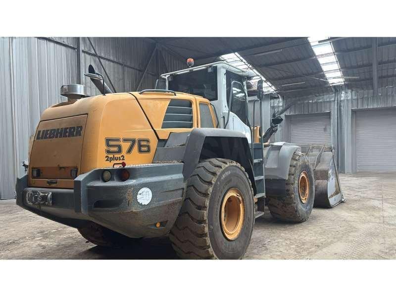 Liebherr L576