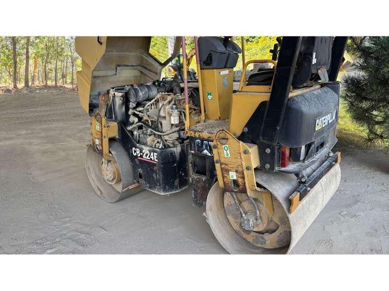 CAT CB-224E