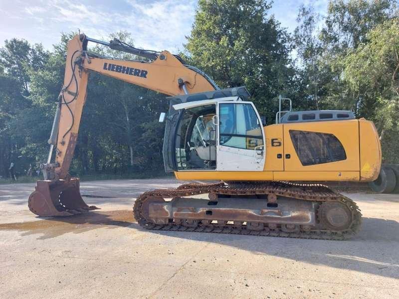Liebherr R936 LC