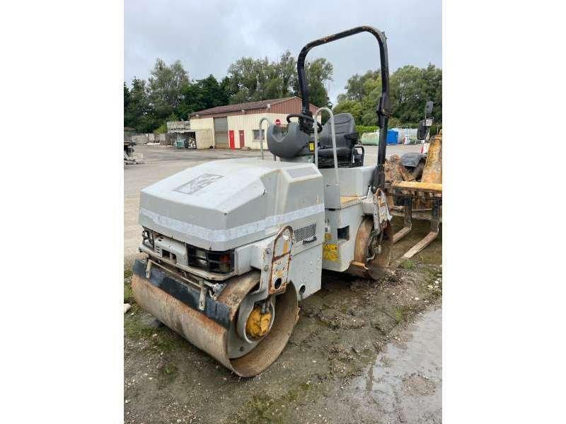 CAT CB224
