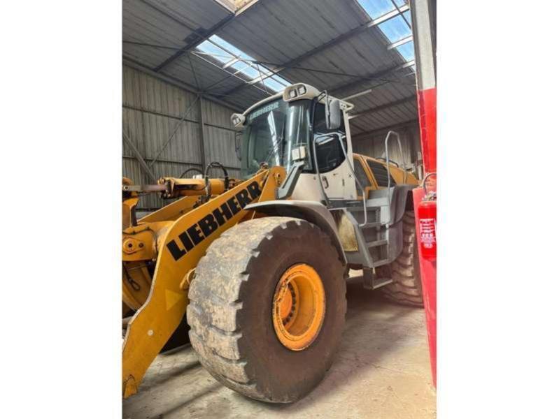 Liebherr L576