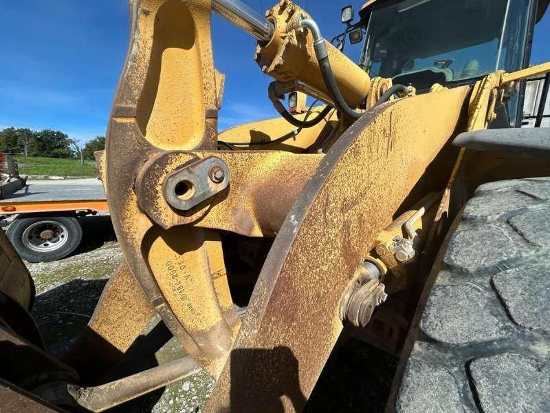 CAT 966G