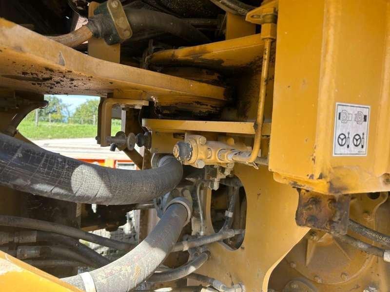 CAT 966G