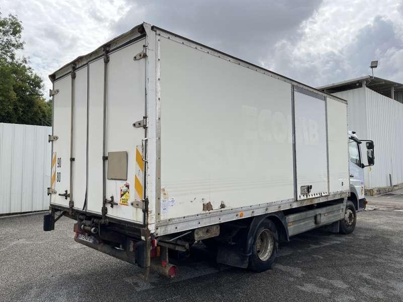 Mercedes-Benz ATEGO 1018