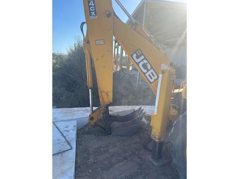 JCB 4CX