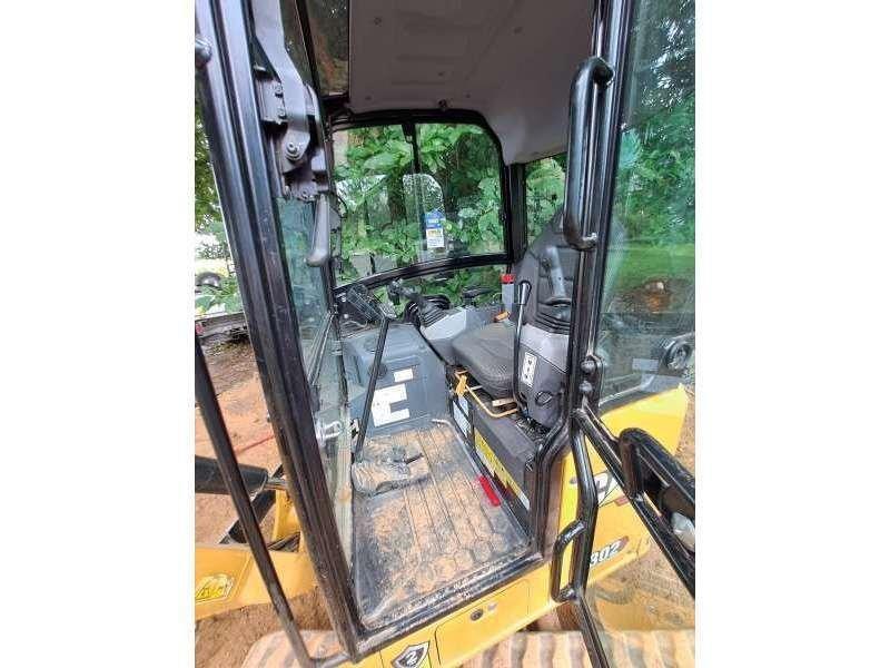 CAT 302