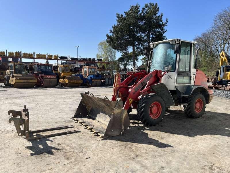 Liebherr L506 Stereo