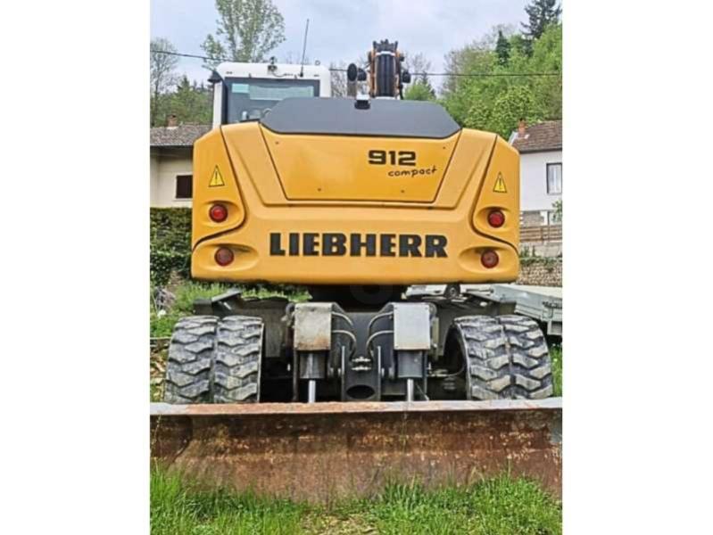 Liebherr A912 COMPACT