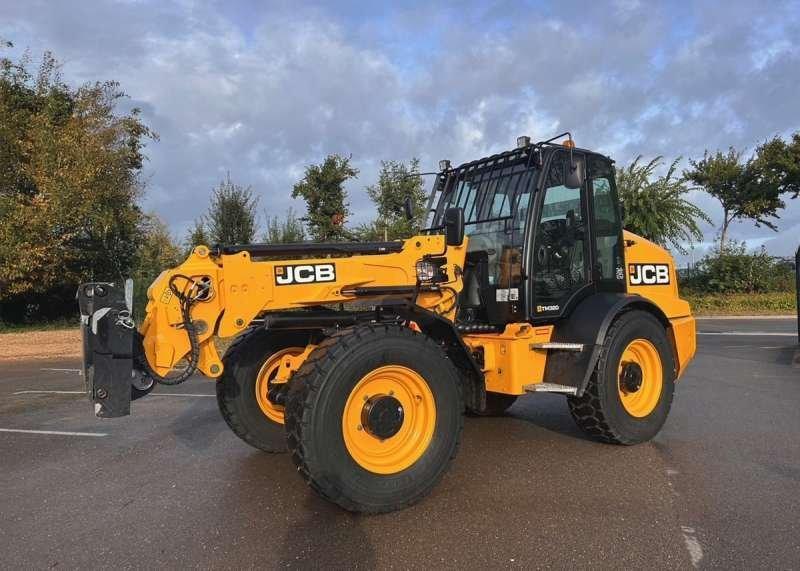 JCB TM320