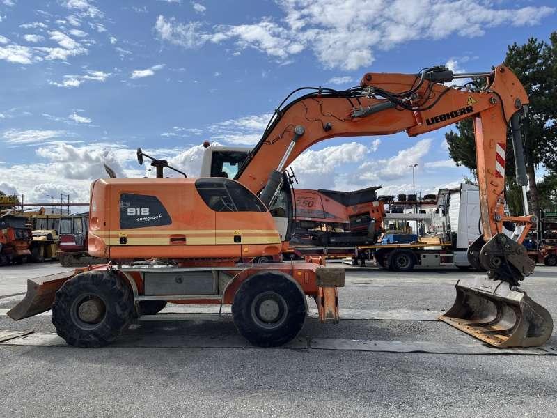Liebherr A918 COMPACT