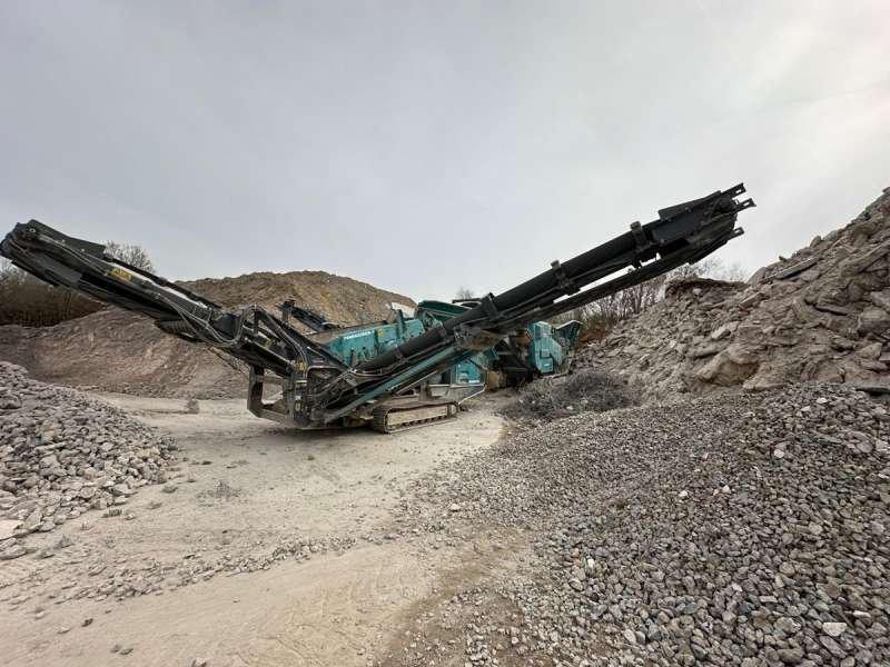 Powerscreen Warrior 800