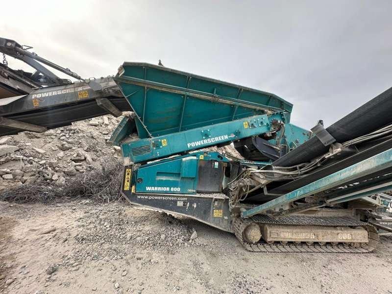 Powerscreen Warrior 800