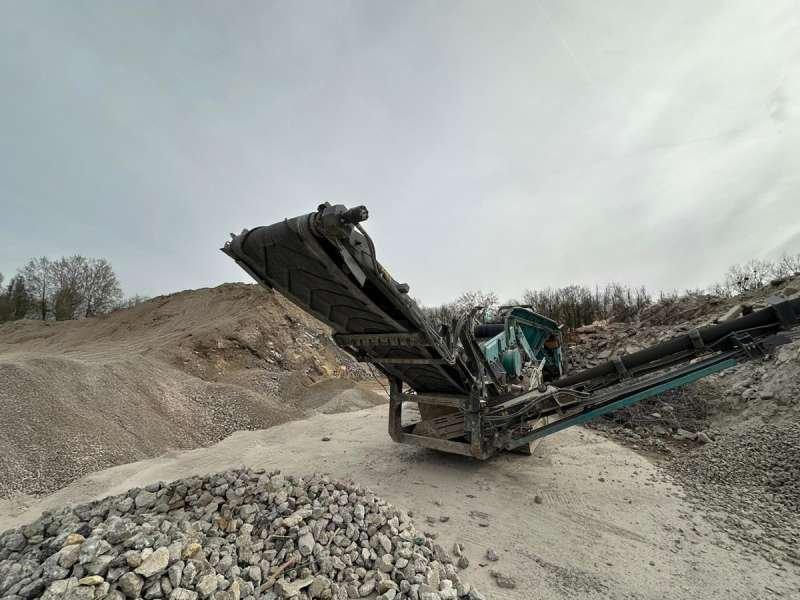 Powerscreen Warrior 800
