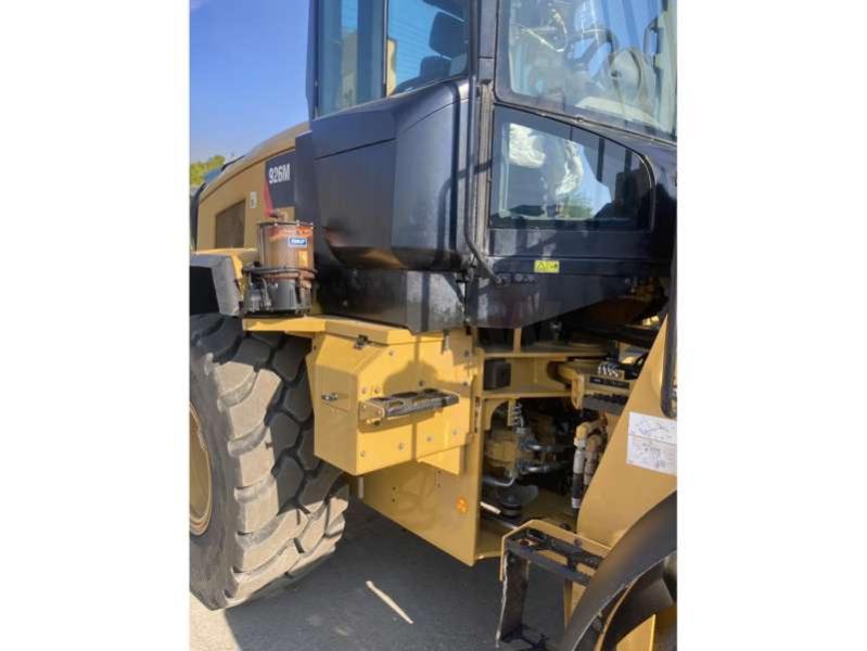 CAT 926M