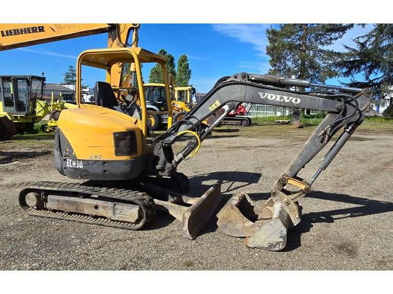 Volvo ECR38
