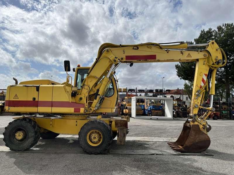 Liebherr A900C Litronic