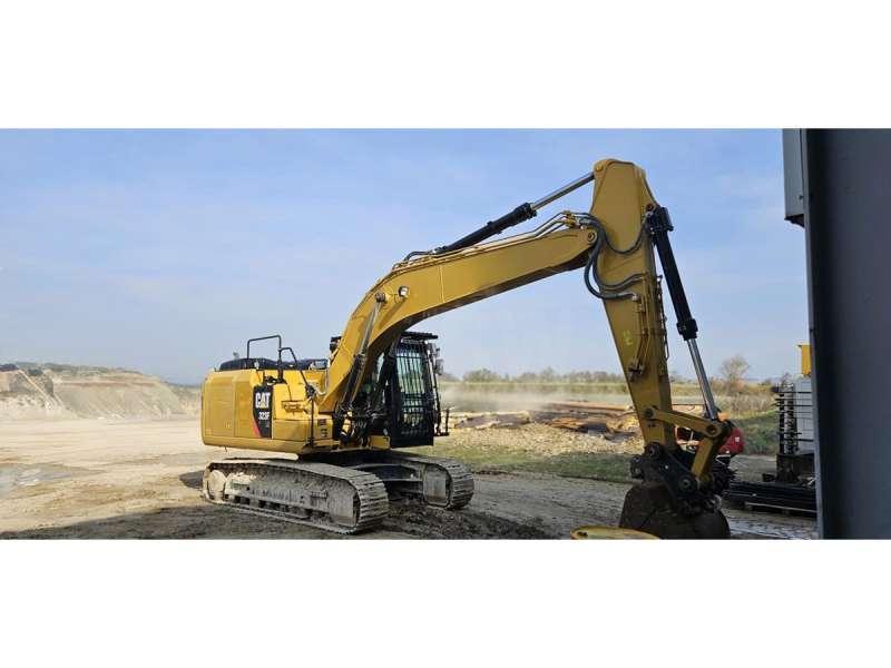 CAT 323F