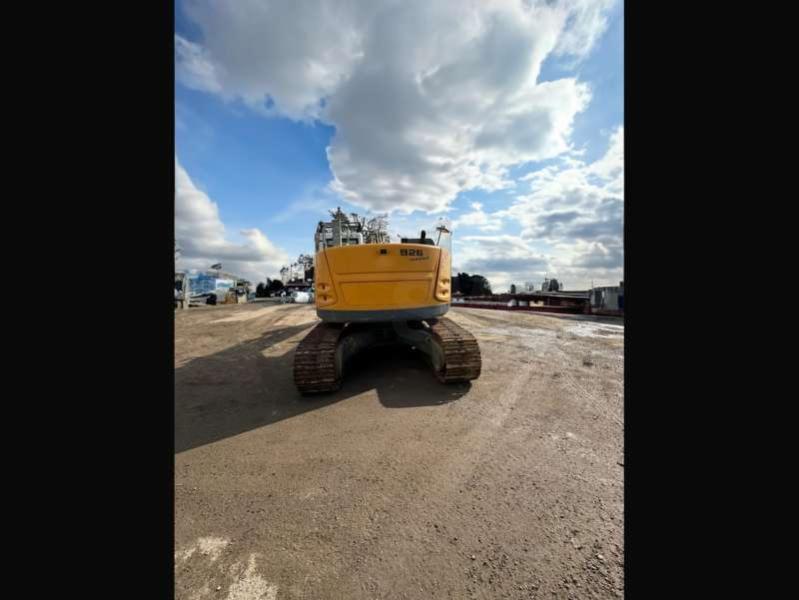 Liebherr R926 COMPACT