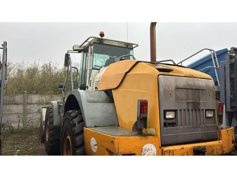 Liebherr L544 2PLUS2