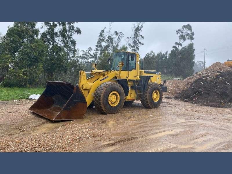 Komatsu WA470-3A