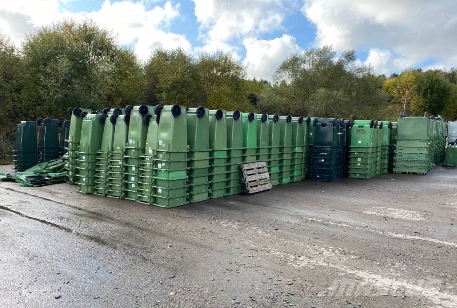 Śmietniki, Różne wielkości 660l, 240l, 190l, 140l , 2005, Kielno