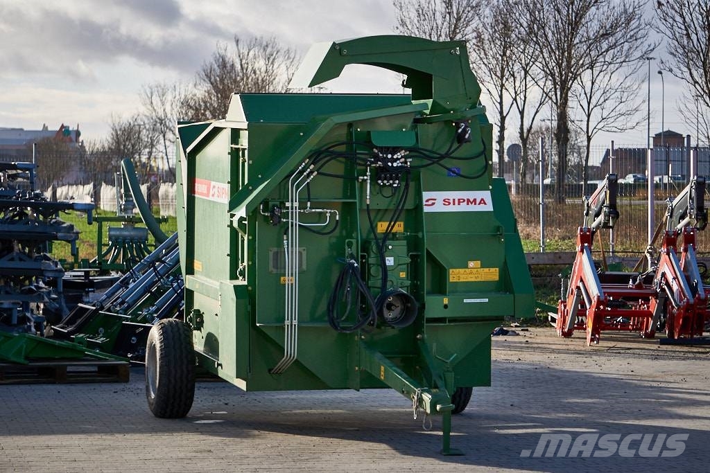 Sipma KRUK RB1500 Bale shredder, feeder, hay spreader, 2021, 59900