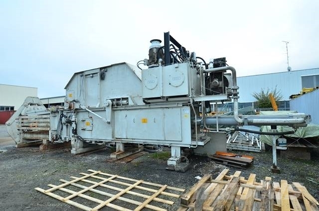 Ballenpresse BOA 2200, m. Vorpressklappe u. Wirbul , Baujahr: 2002, Ballenpressen gebraucht ...