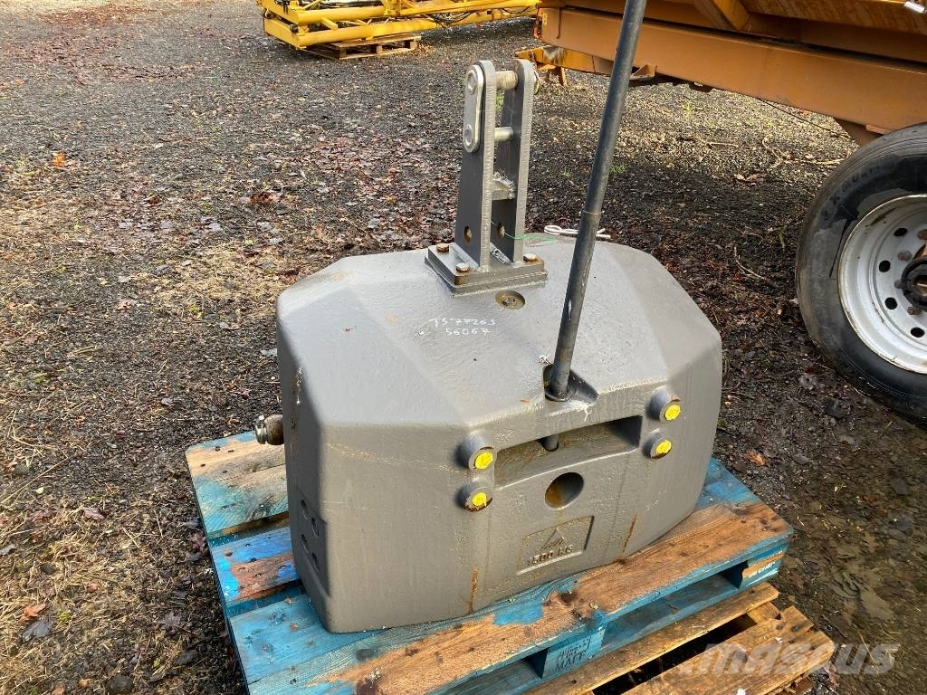 Valtra 1500kg Front Weight Block, 2019, Wallingford, Oxfordshire