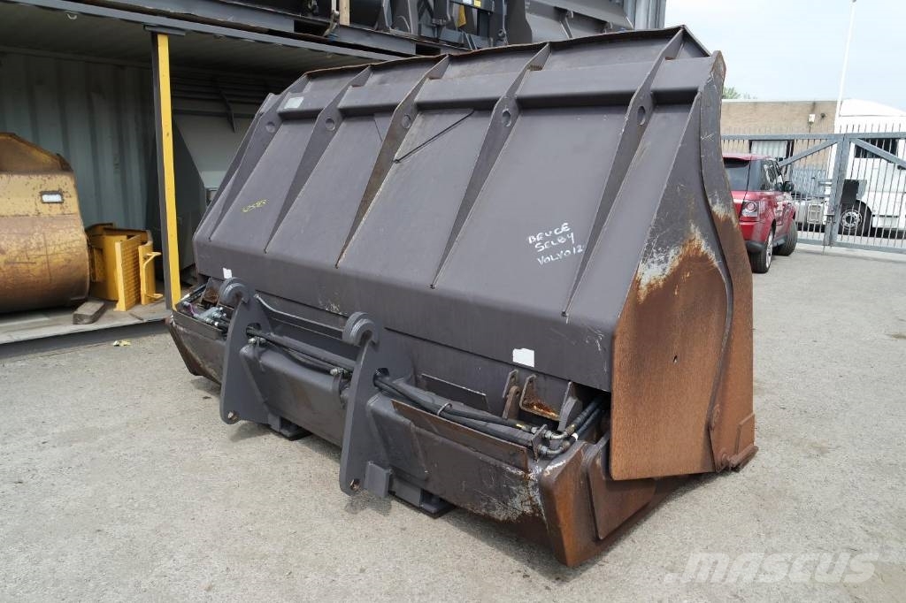 Used ulrichhightipbucket55m buckets Year 2011 for sale Mascus USA