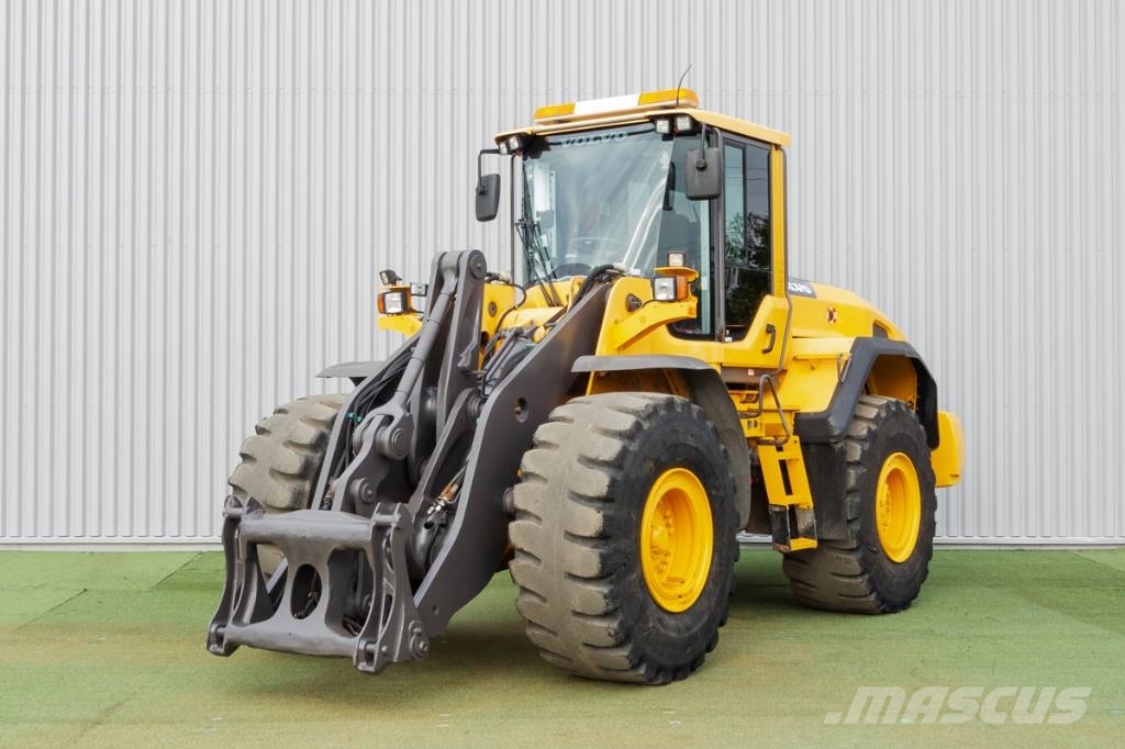 Volvo l 120