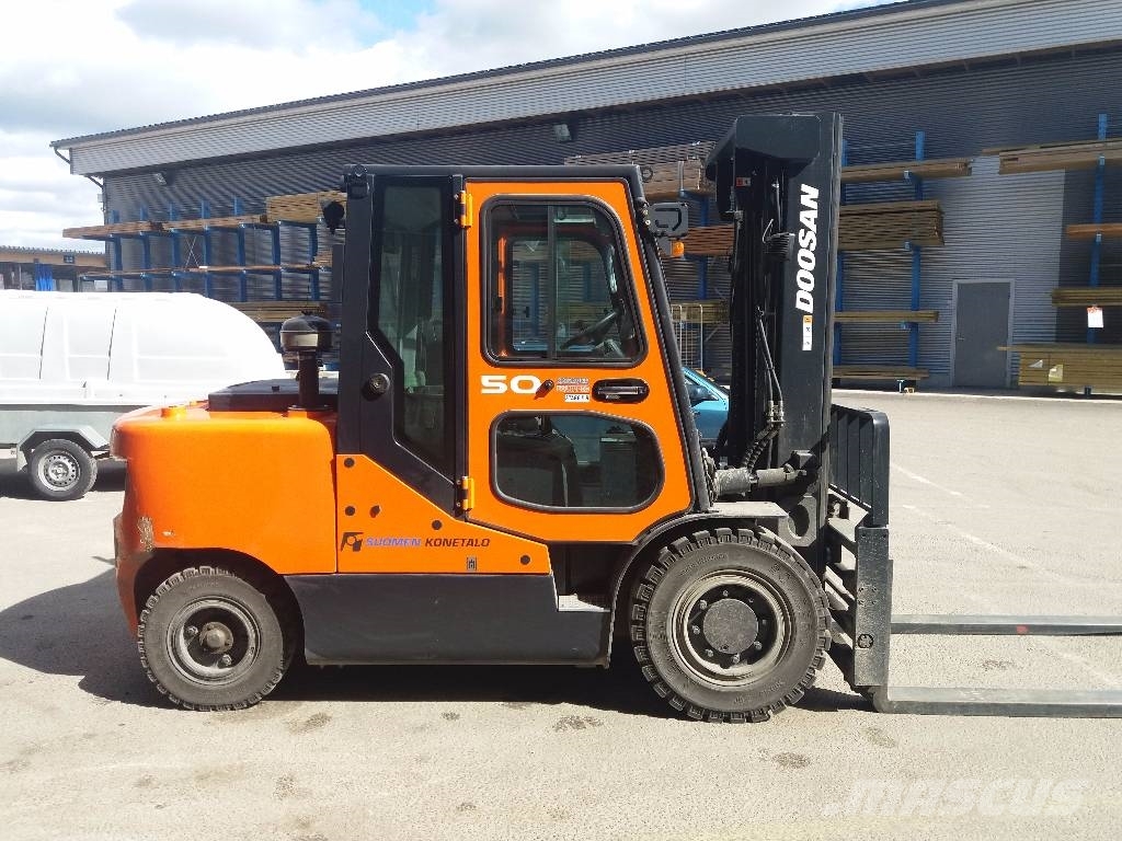 Погрузчик daewoo d50sc
