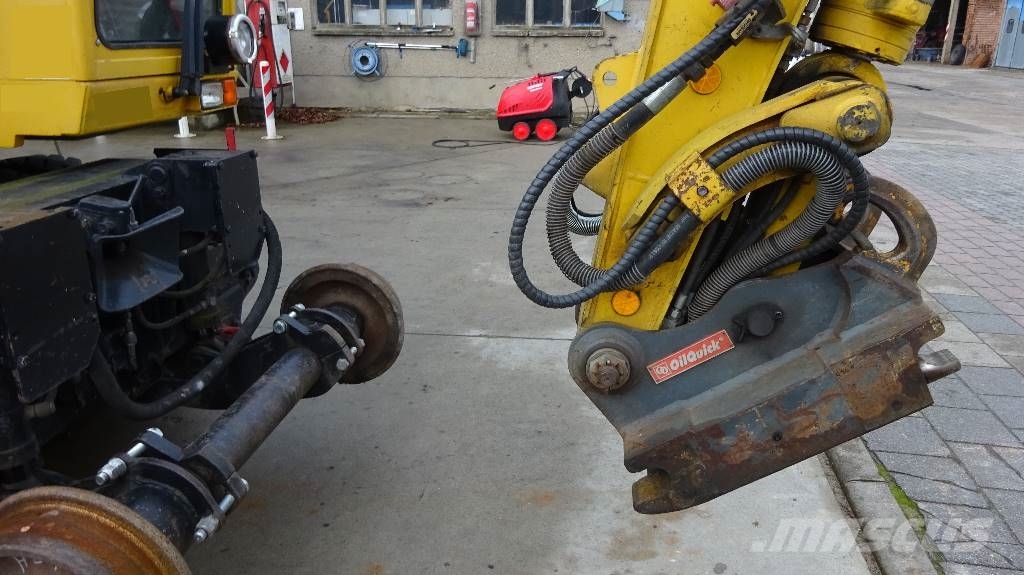 Used OilQuick 7055 quick connectors Year 2008 Price 8,949 for sale