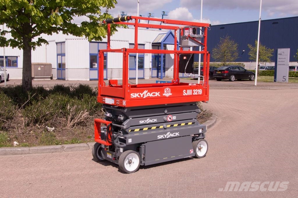 SkyJack SJIII3219, 2016, Netherlands Used scissor lifts Mascus UK