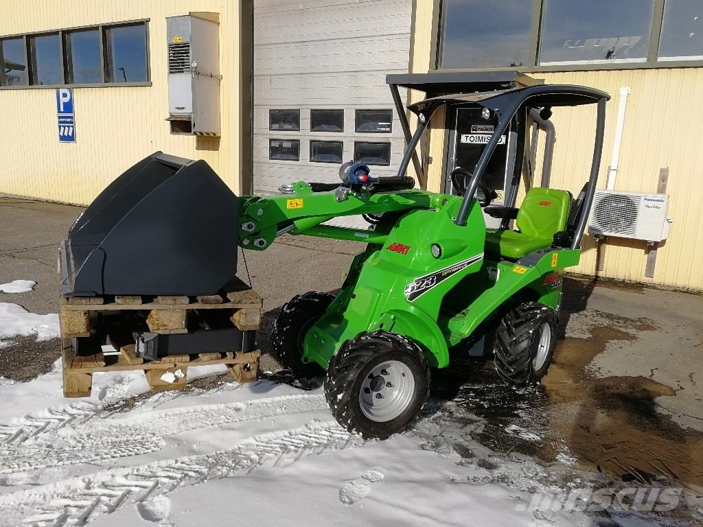 Used Avant 523 mini Wheel Loader Year 2017 Price US 137 for sale