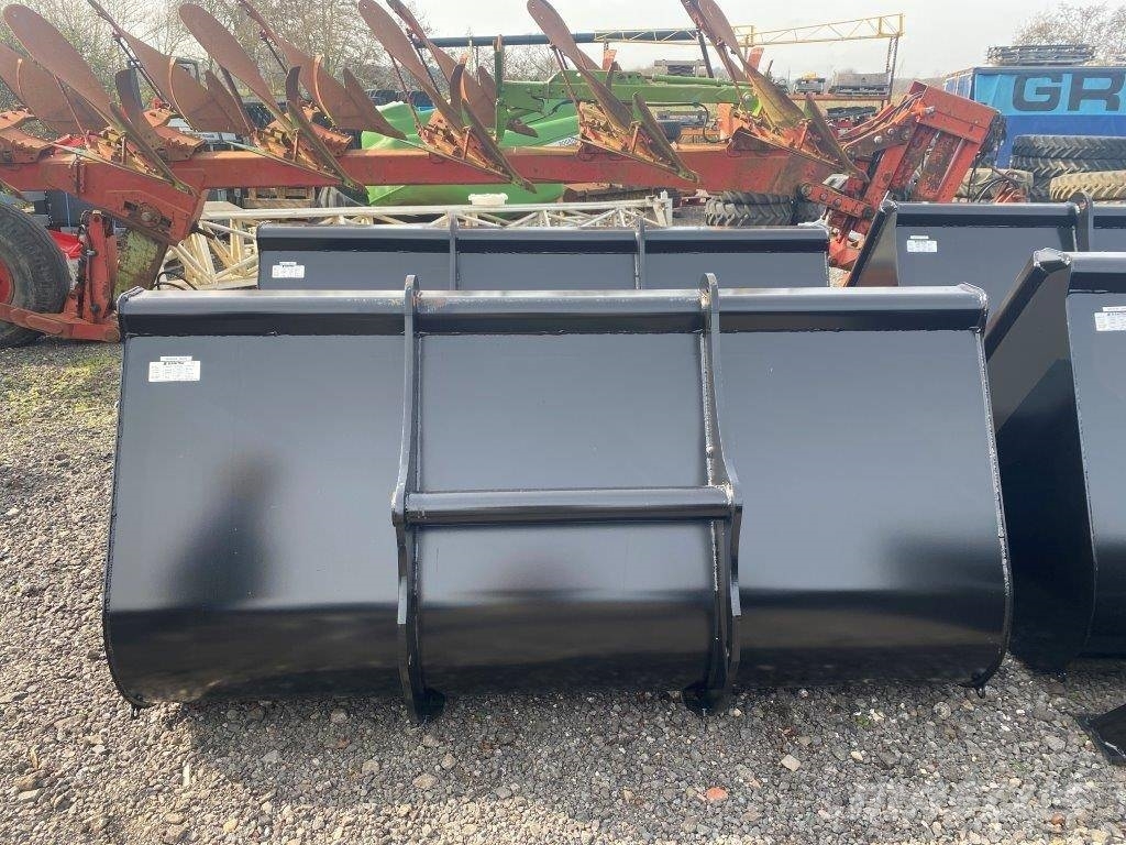 Manitou BLM 2300 Bucket, 2021, Belton, Grantham NG32 2LX