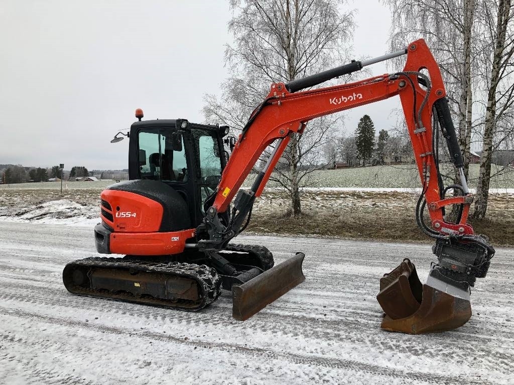 Used Kubota u554 mini excavators