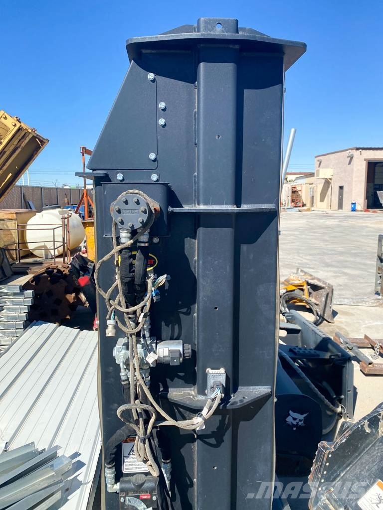 Quick Attach Post Driver, , United States - Used piling rigs - Mascus USA