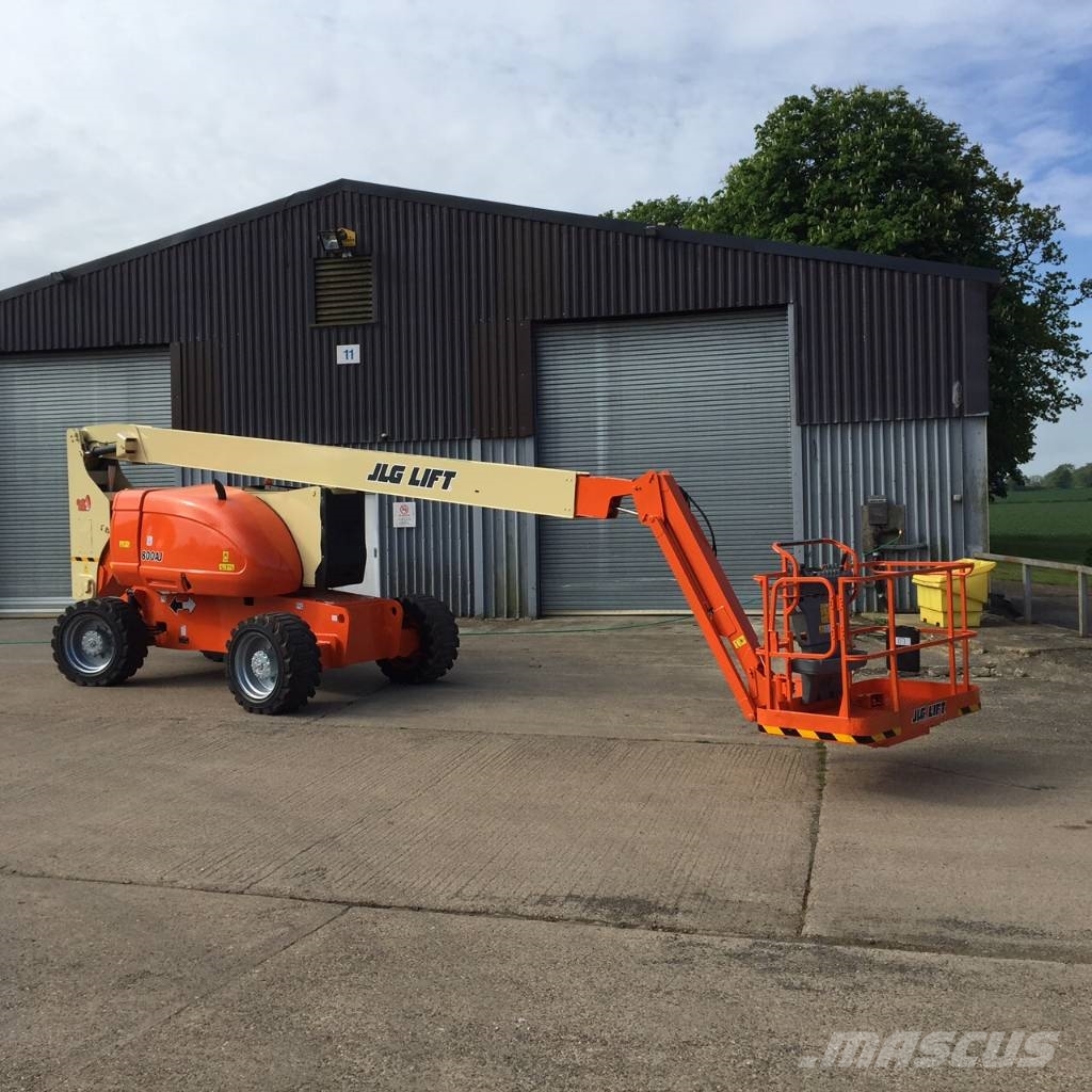 JLG 800 AJ Milton Keynes Articulated boom lifts, Price £39,850, Year
